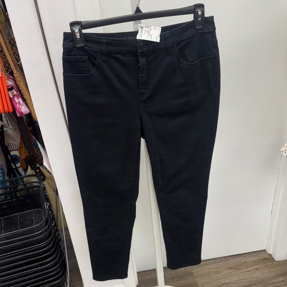 Chico's So Slimming Girlfriend Ankle Jeans Size 0.5R